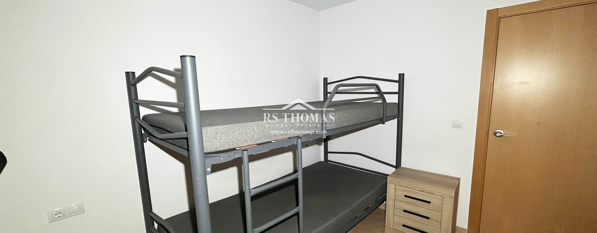 Location longue durée - Appartement -
Ransol