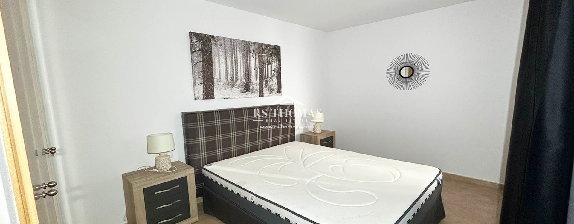 Location longue durée - Appartement -
Ransol