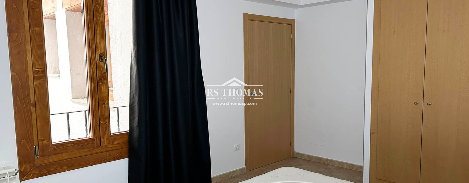 Location longue durée - Appartement -
Ransol