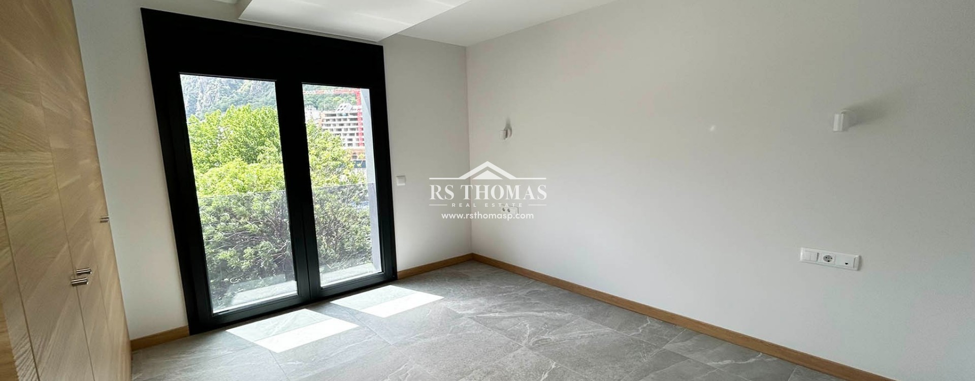 Location longue durée - Appartement -
Andorra La Vella