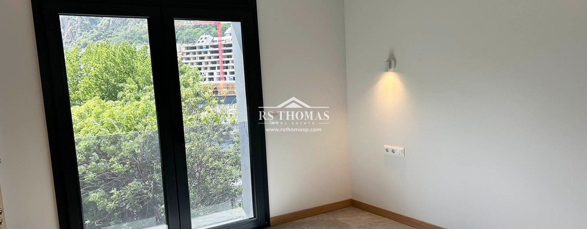 Location longue durée - Appartement -
Andorra La Vella