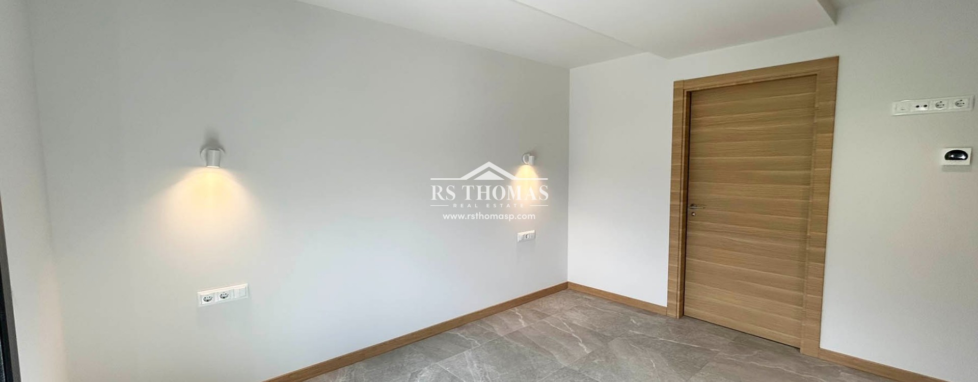 Location longue durée - Appartement -
Andorra La Vella