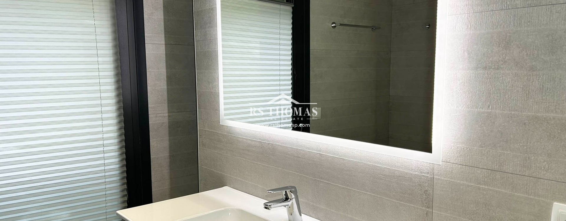 Location longue durée - Appartement -
Andorra La Vella