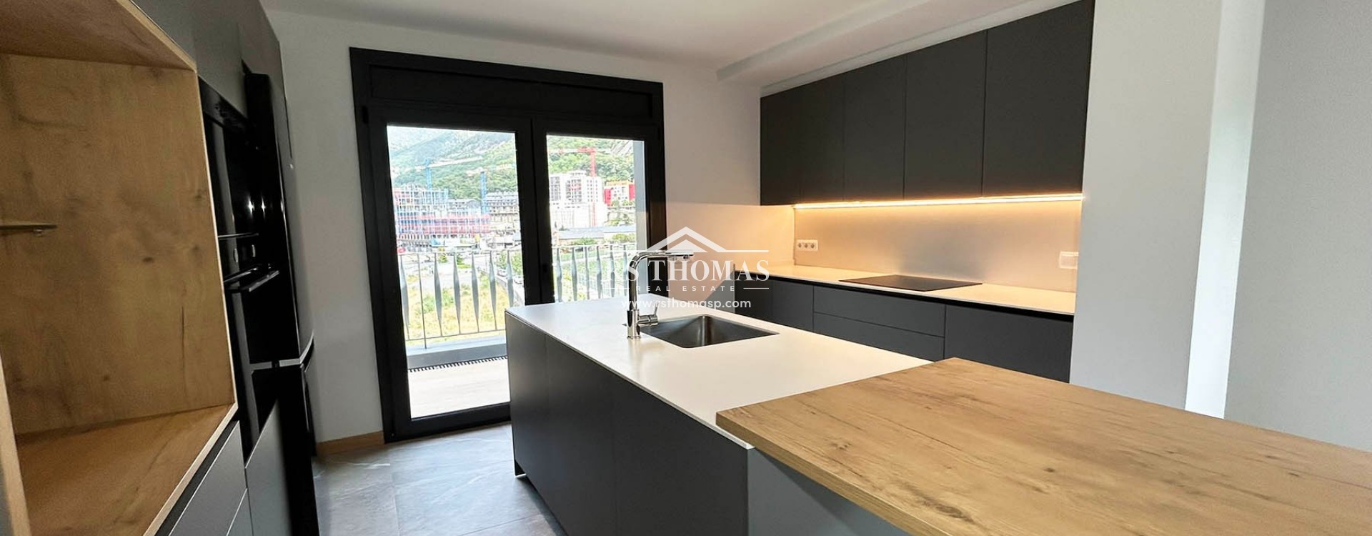 Location longue durée - Appartement -
Andorra La Vella