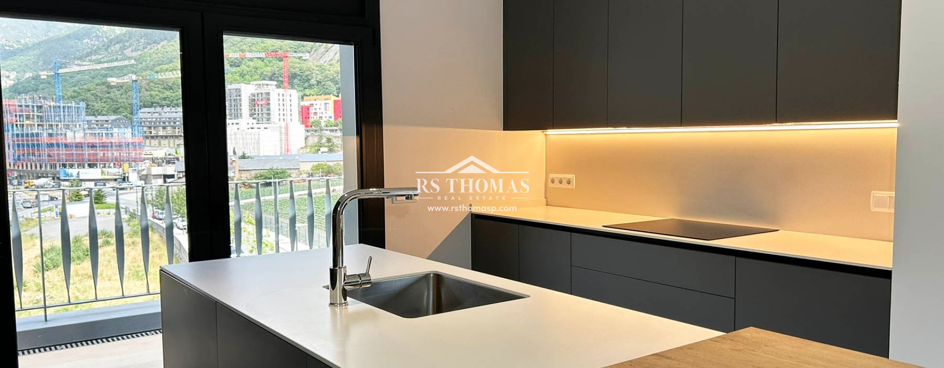 Location longue durée - Appartement -
Andorra La Vella