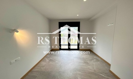 Location longue durée - Appartement -
Andorra La Vella