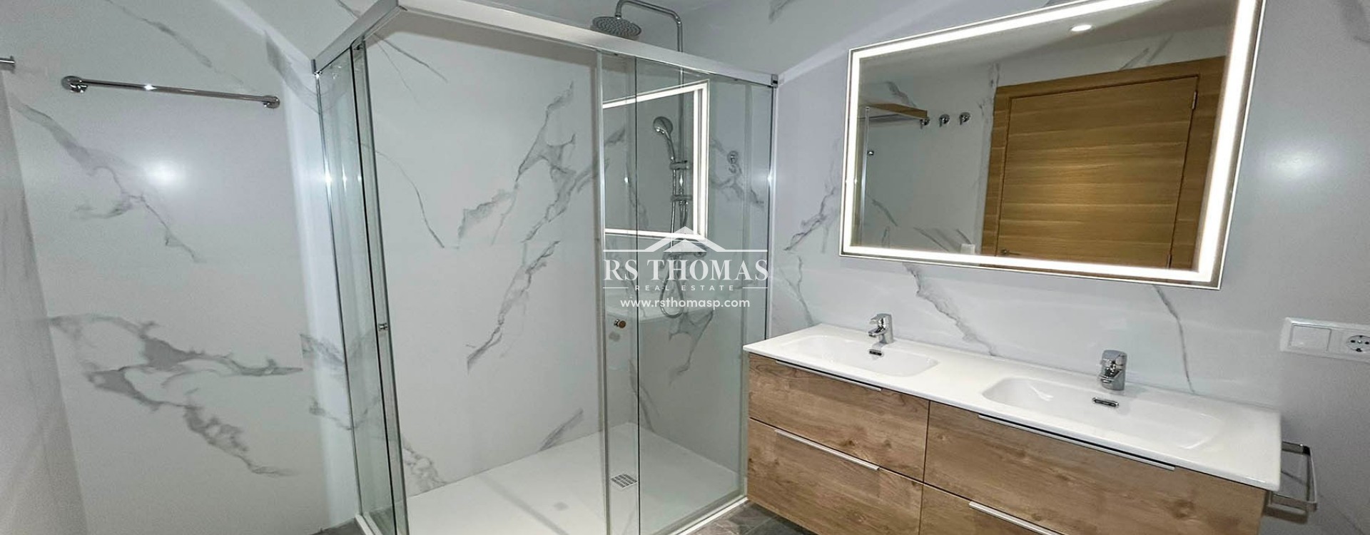 Location longue durée - Appartement -
Andorra La Vella