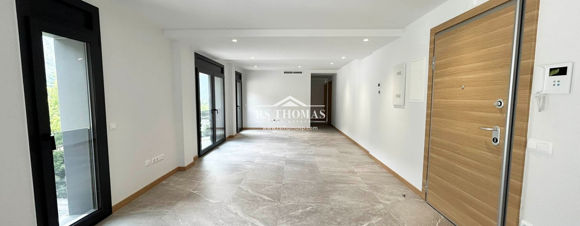 Location longue durée - Appartement -
Andorra La Vella