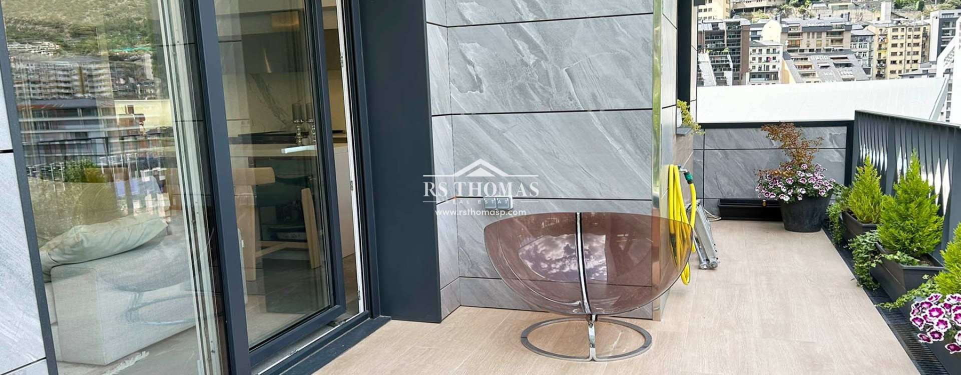 Rental - Penthouse -
Andorra La Vella