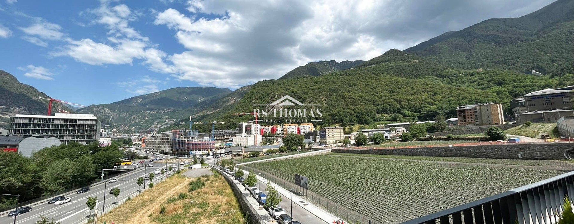 Rental - Penthouse -
Andorra La Vella