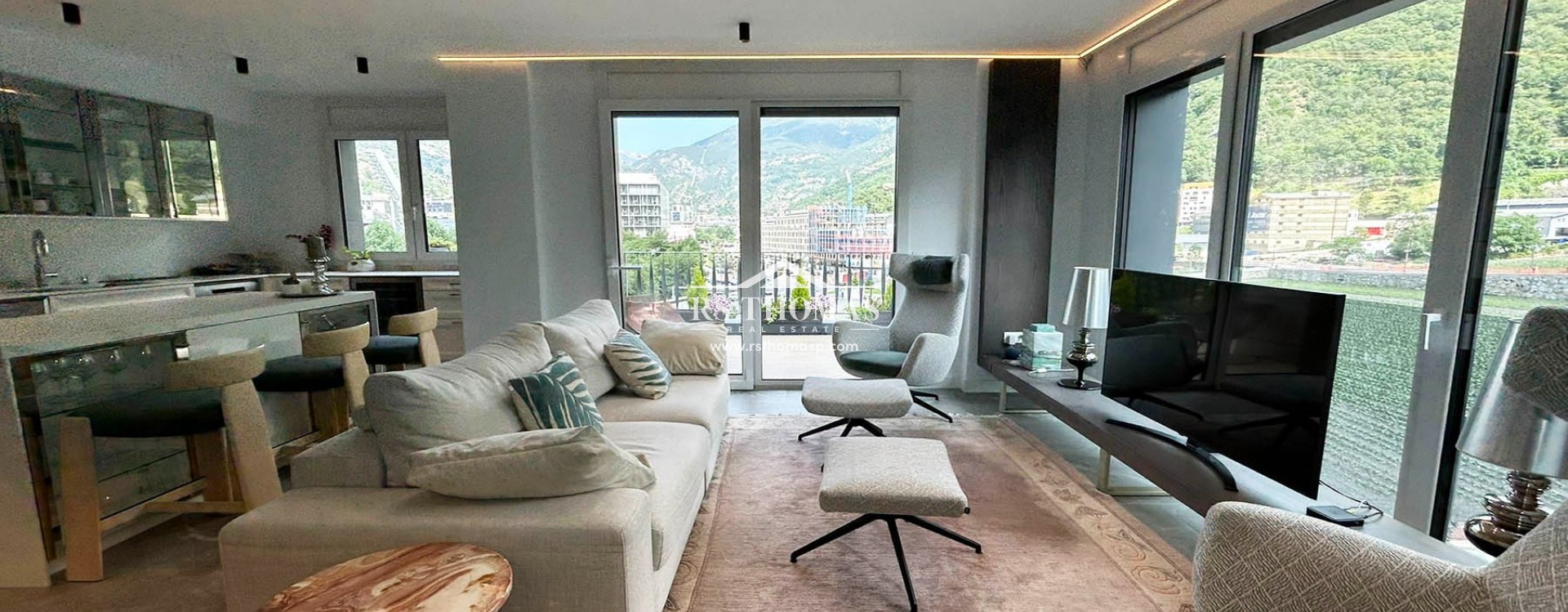 Rental - Penthouse -
Andorra La Vella