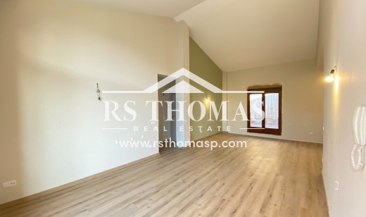Compra - Piso -
Canillo