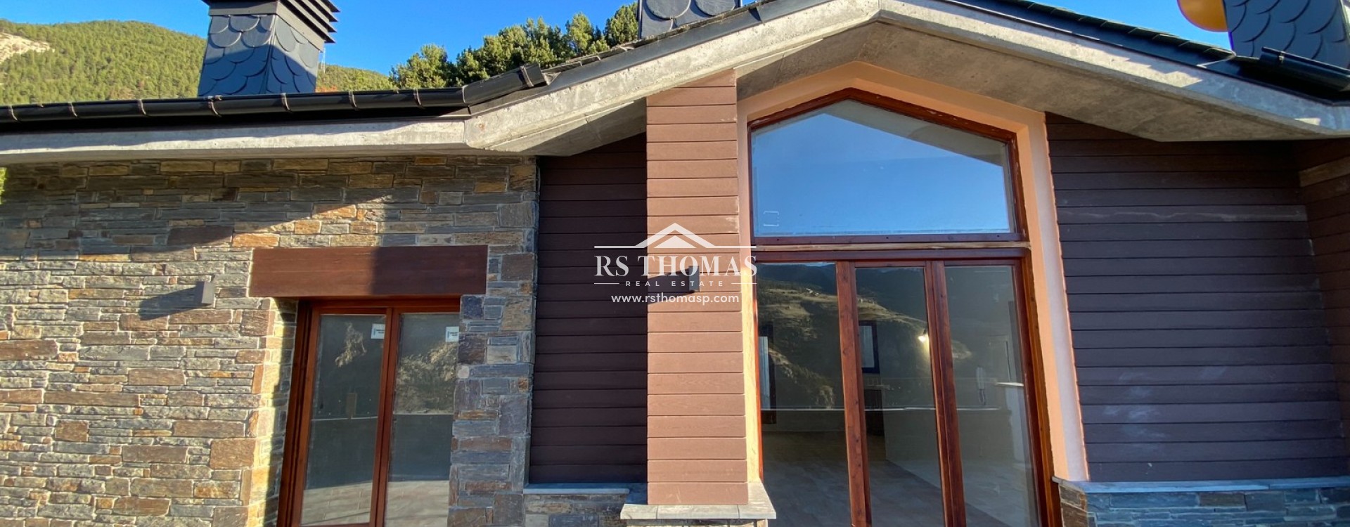 Compra - Piso -
Canillo