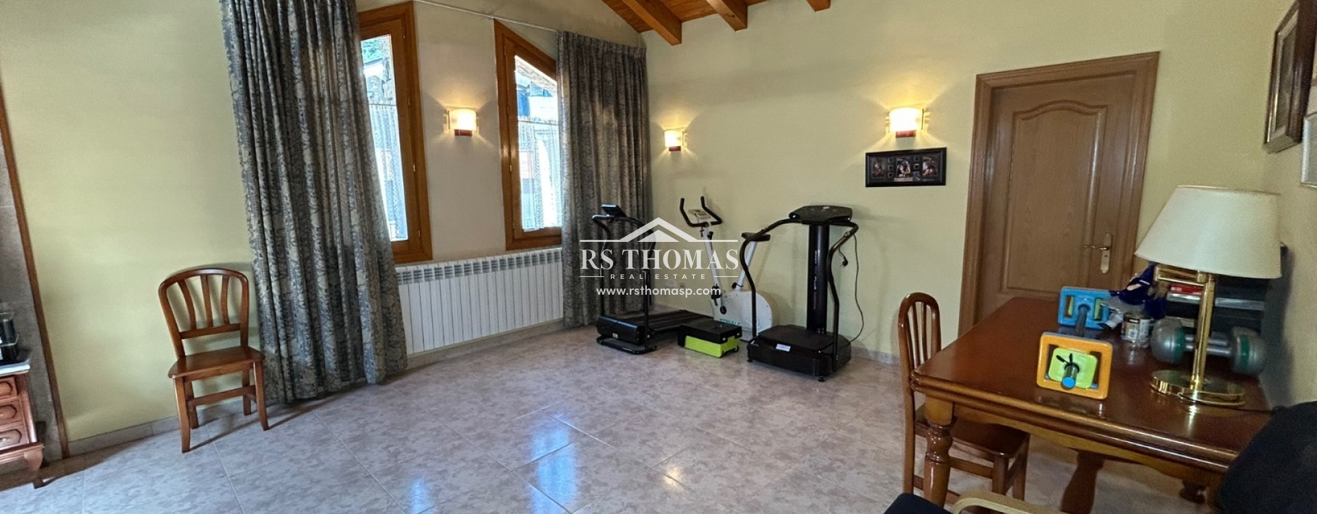 Sale - Chalet -
Arinsal