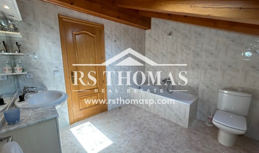 Sale - Chalet -
Arinsal