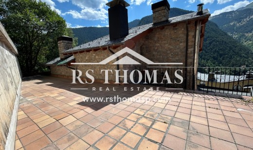 Sale - Chalet -
Arinsal