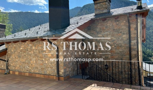 Sale - Chalet -
Arinsal