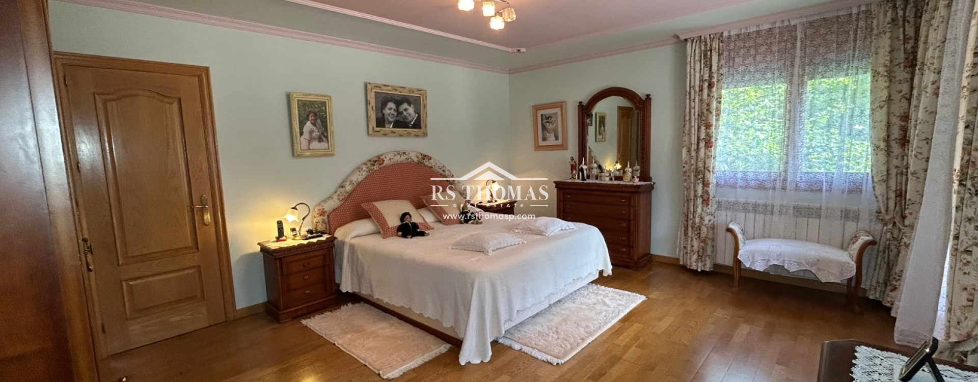 Sale - Chalet -
Arinsal