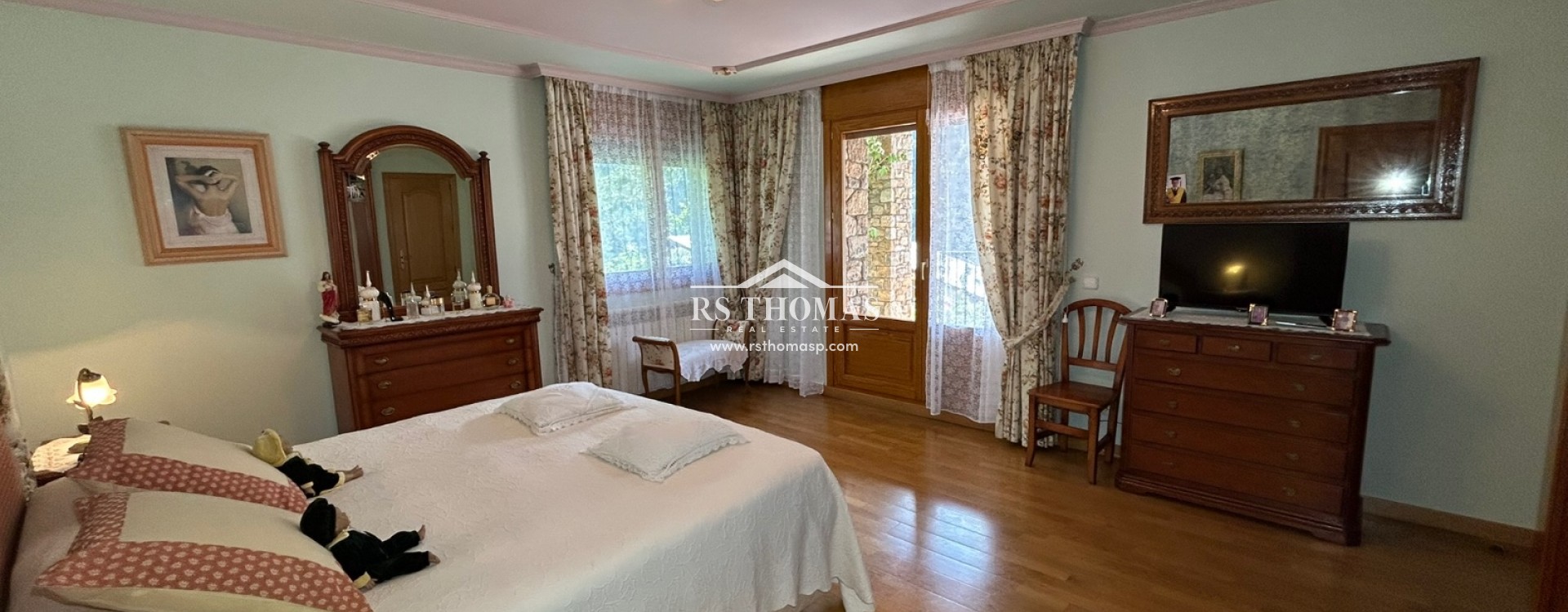 Sale - Chalet -
Arinsal
