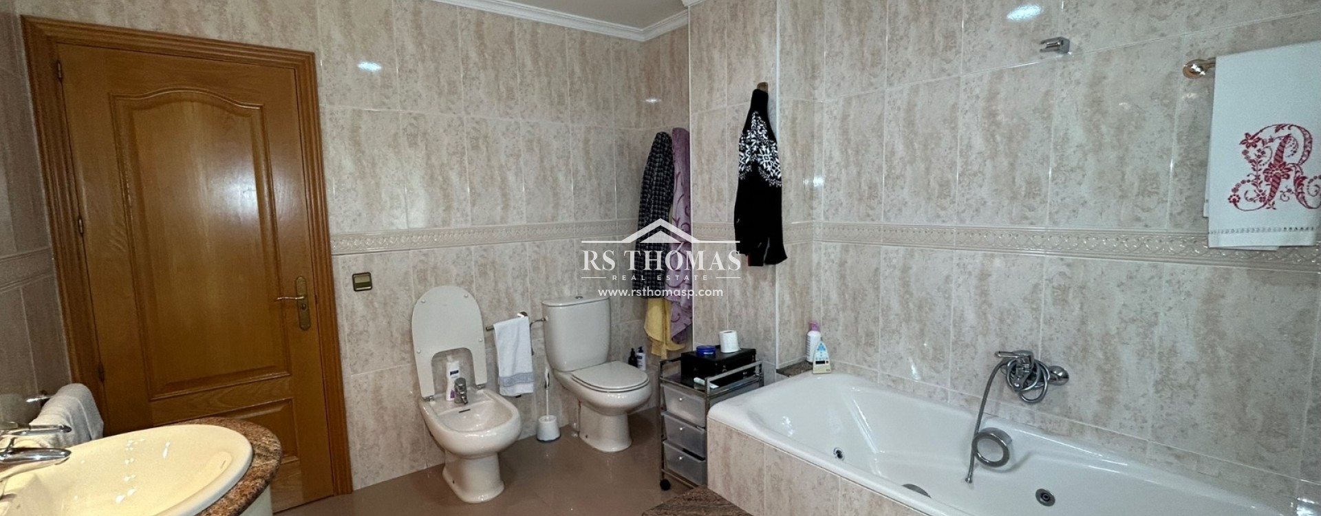Sale - Chalet -
Arinsal