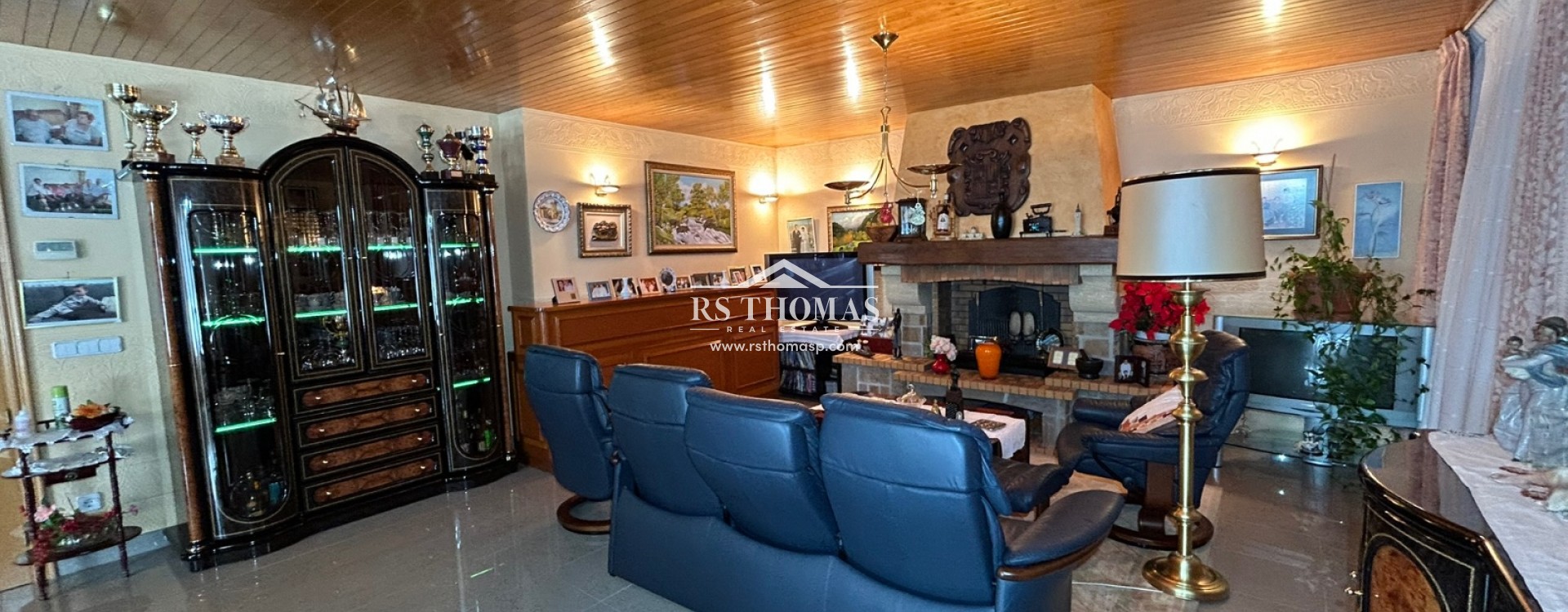 Sale - Chalet -
Arinsal