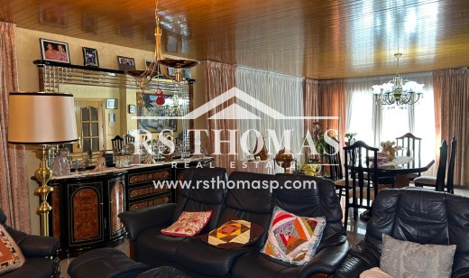 Sale - Chalet -
Arinsal
