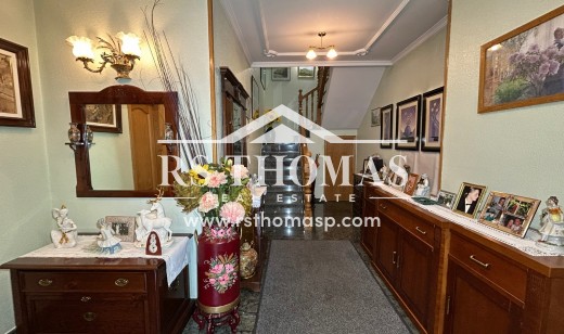 Sale - Chalet -
Arinsal
