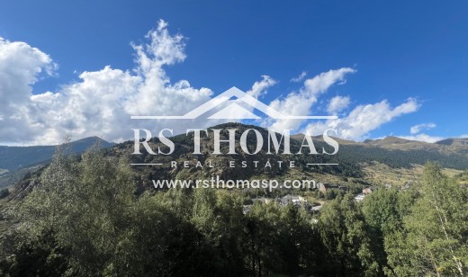 Sale - Apartment -
Soldeu