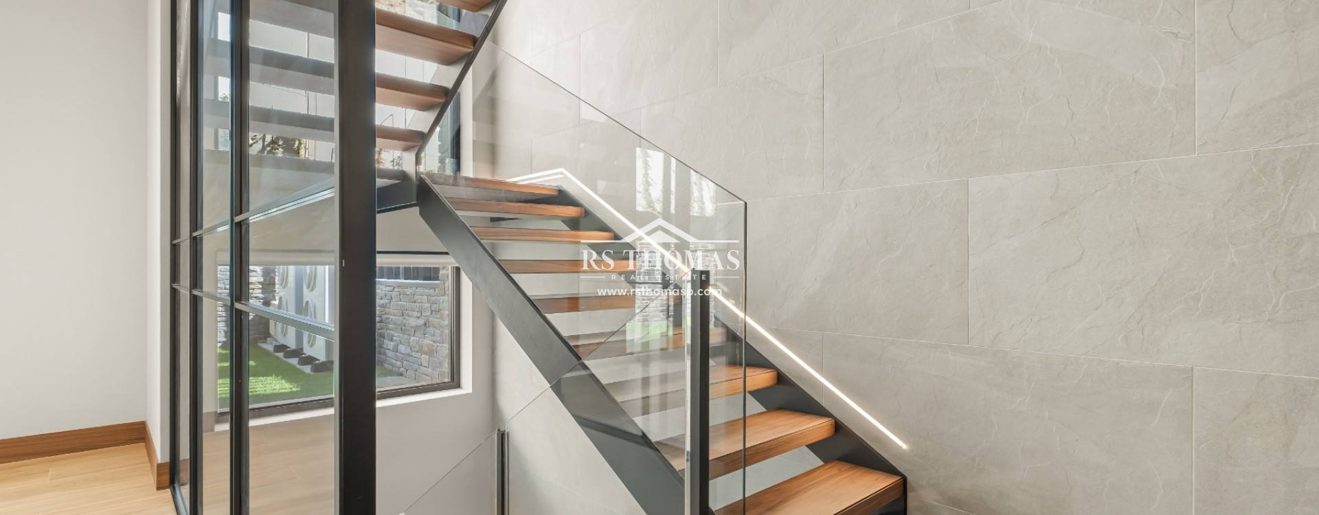 Achat - Jumelée -
Pal