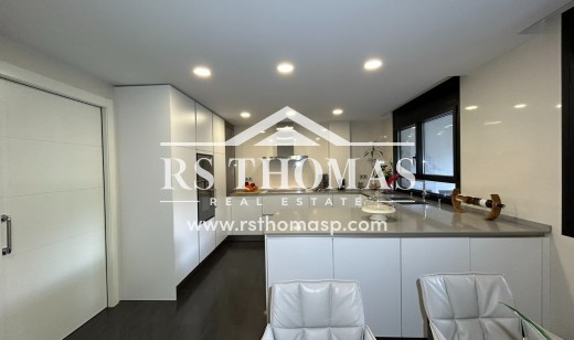 Compra - Ático -
Vila