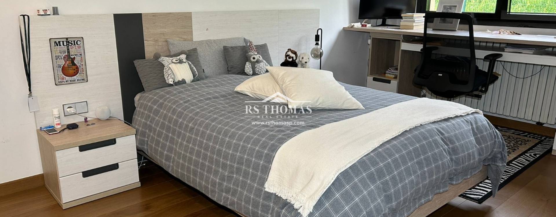 Compra - Ático -
Vila