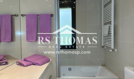 Compra - Ático -
Vila