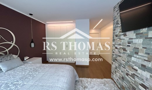 Compra - Ático -
Vila