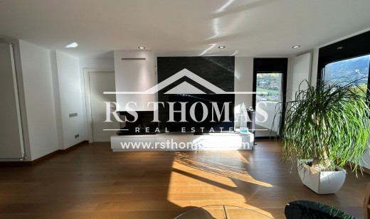 Compra - Ático -
Vila