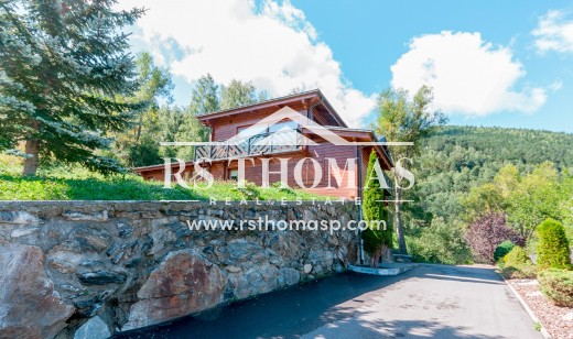 Rustic villa to buy in Pal, La Massana