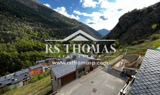 Atico para comprar Aldosa Canillo | RS Thomas Real Estate