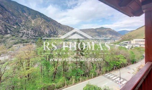 Casa adossada per comprar a Andorra la Vella